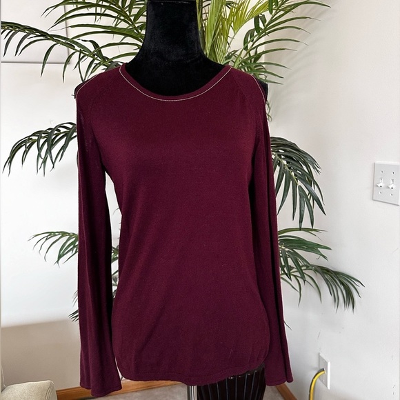 White House Black Market WHBM Maroon Cold Shoulder Light Sweater size Medium - Picture 1 of 14